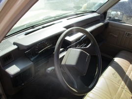 1988  MITSUBISHI MIGHTY MAX BEIGE 4CYL AT SHORT BED 153719